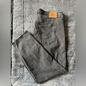 listing-status-banner